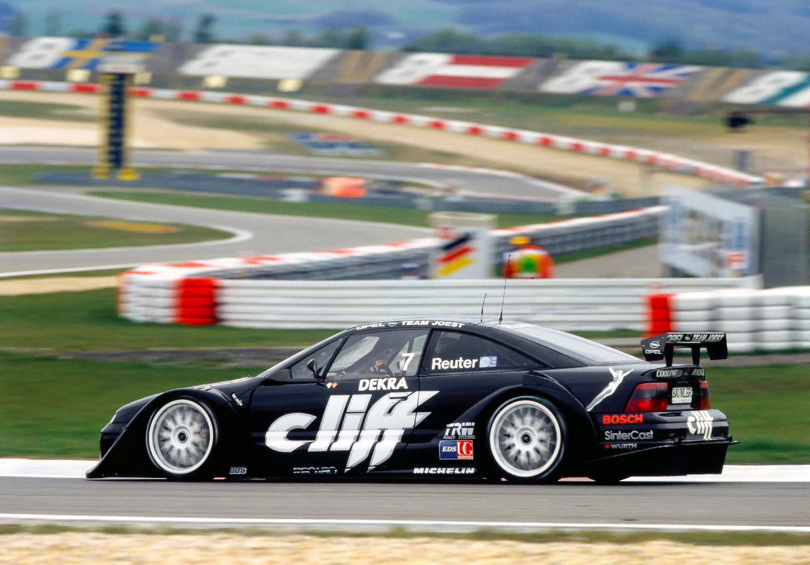 OPEL Calibra v6 ITC 1996 CHAMPION Set Manuel Reuter Motorsport da corsa con pin 