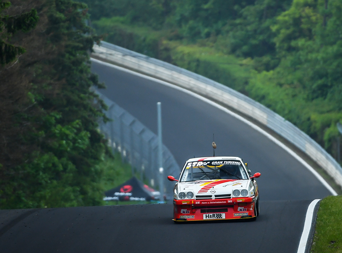 The Manta Mania Continues - Opel POST